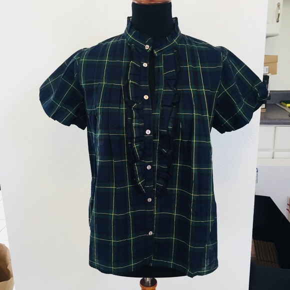 olive des olive Tops - NWOT Plaid button down blouse